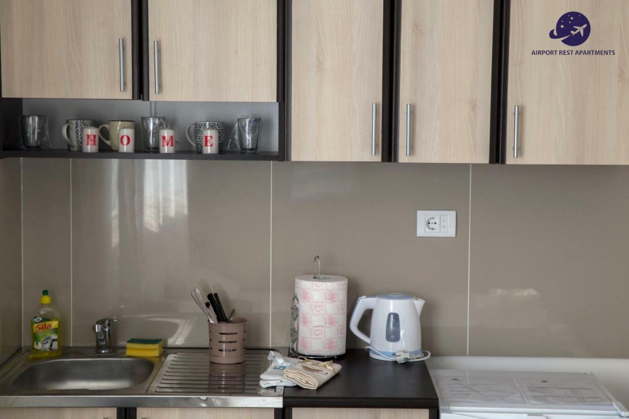 Airport Rest Apartments Beograd Eksteriør billede